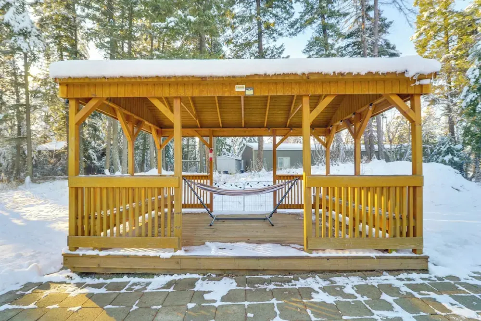 Columbia Falls Private Retreat: Pool Table & Deck!