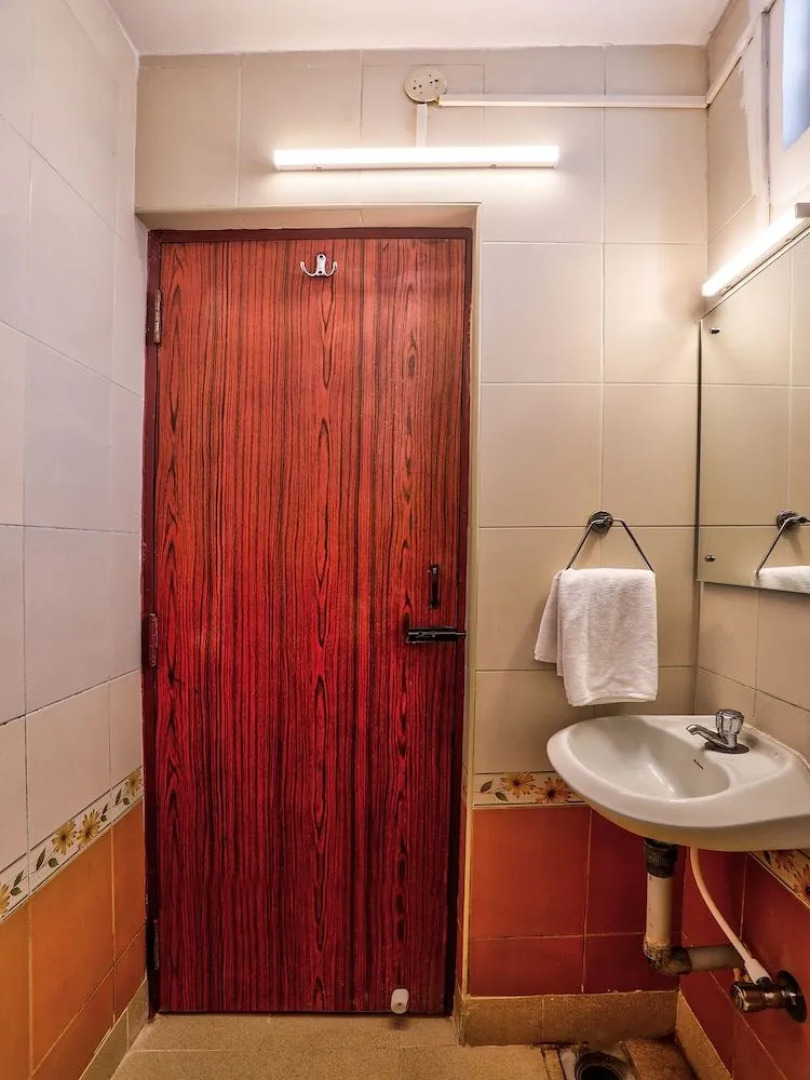 OYO Flagship 30746 Hotel Sakthi Park