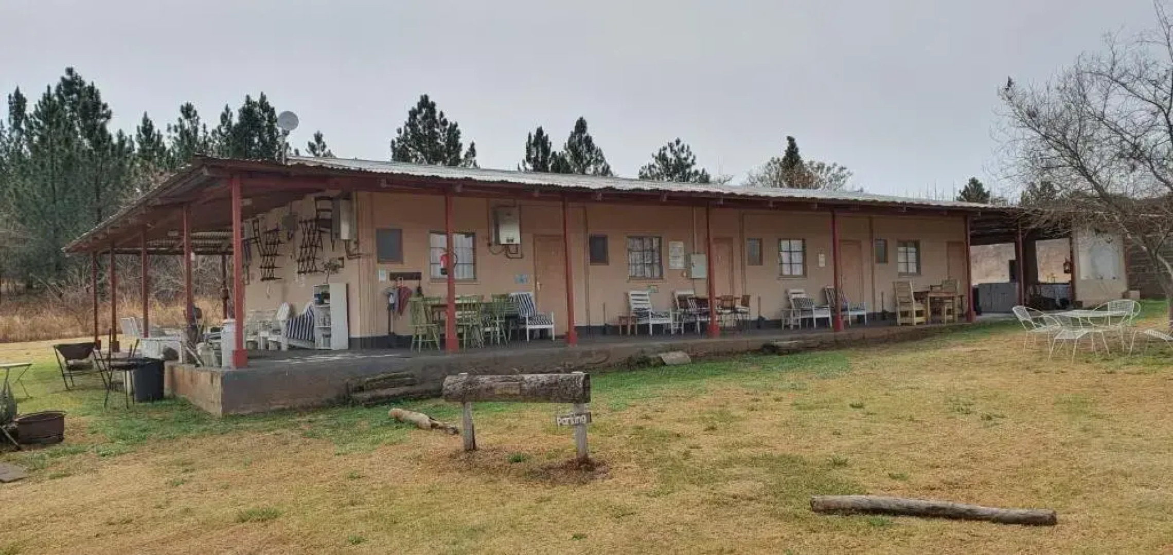 Drakensberg Bush Lodge and Backpackers