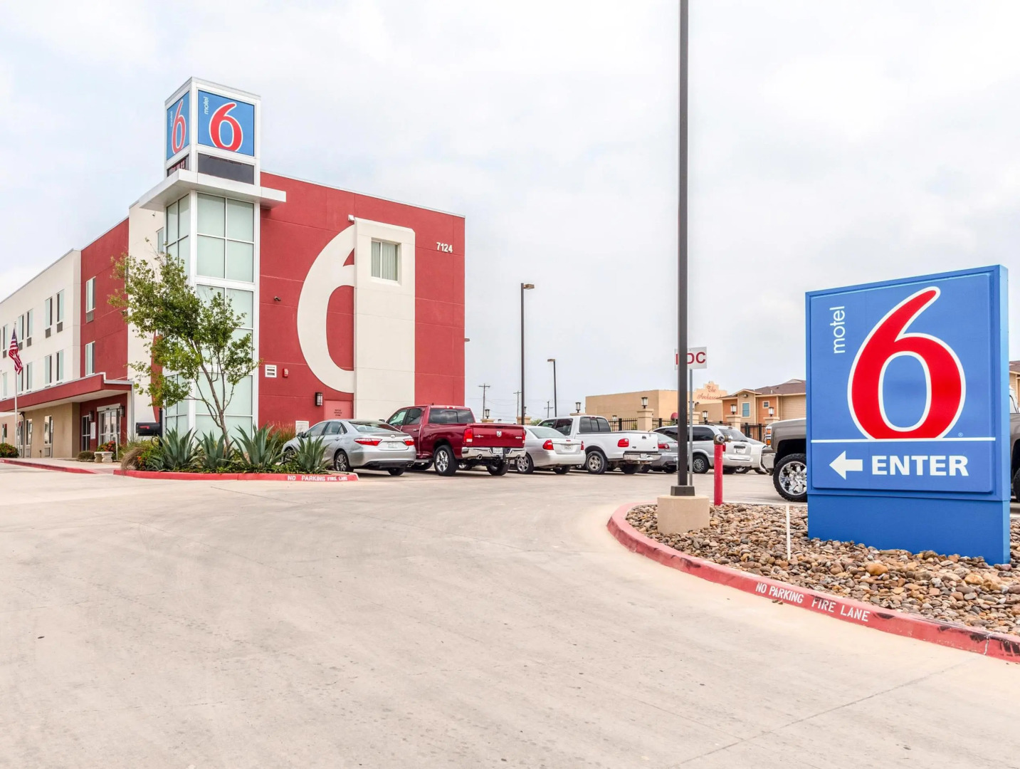 Motel 6 Laredo, TX - Airport