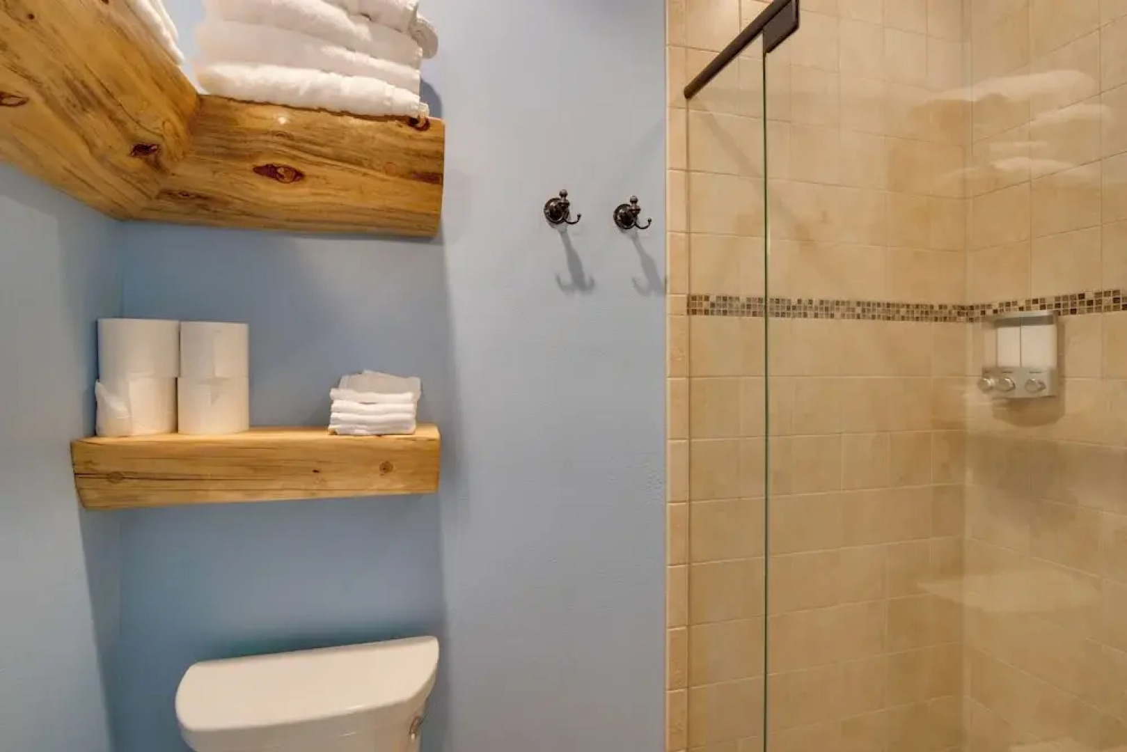 8696: 360 Mtn View & On-site Hiking!