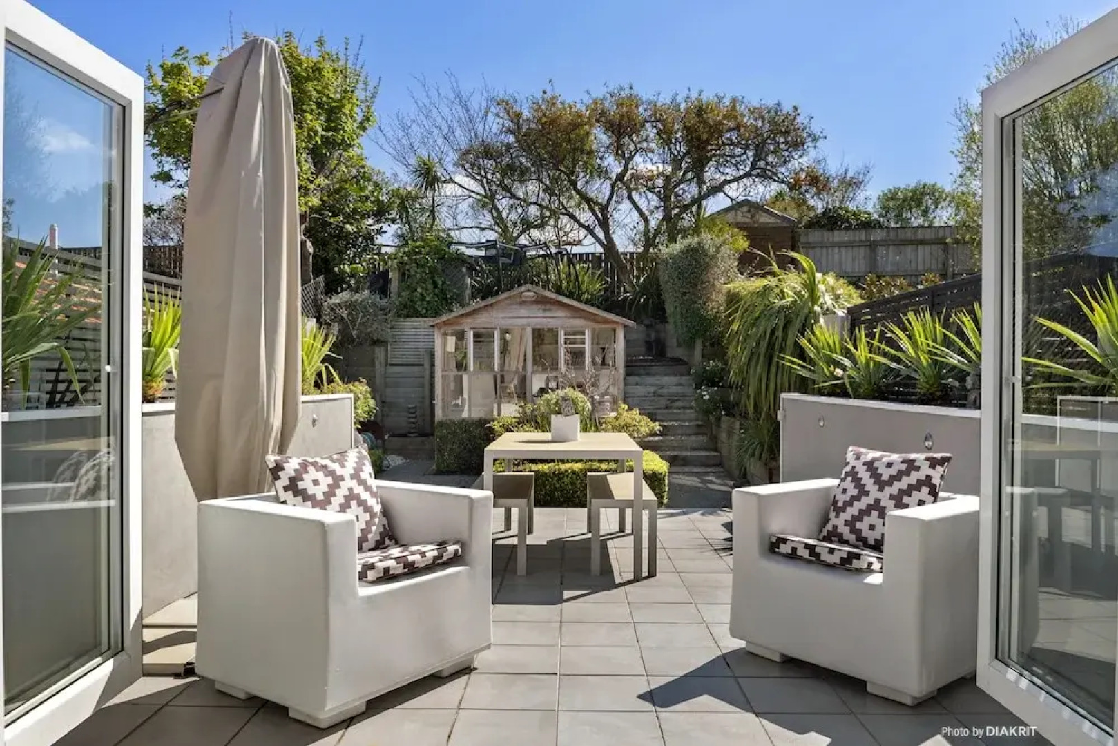 4 Bedrooms Spacious Holiday House