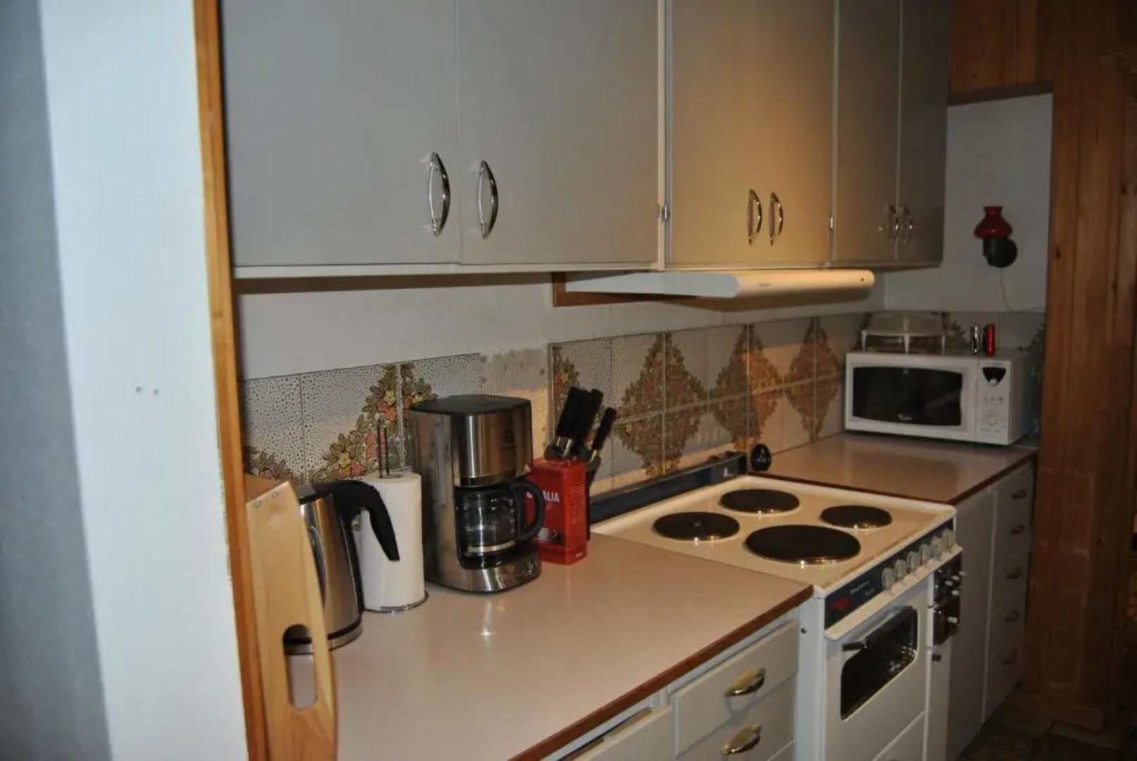 Orsastuguthyrning-Höglunda