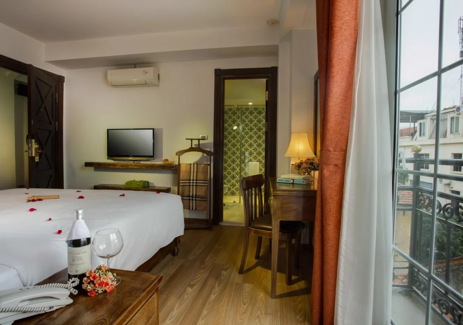 Singita Classy Boutique Hotel