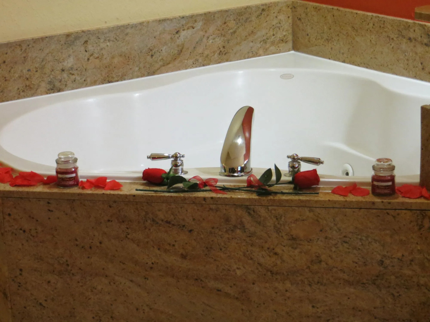 Best Western Plus First Coast Inn & Suites