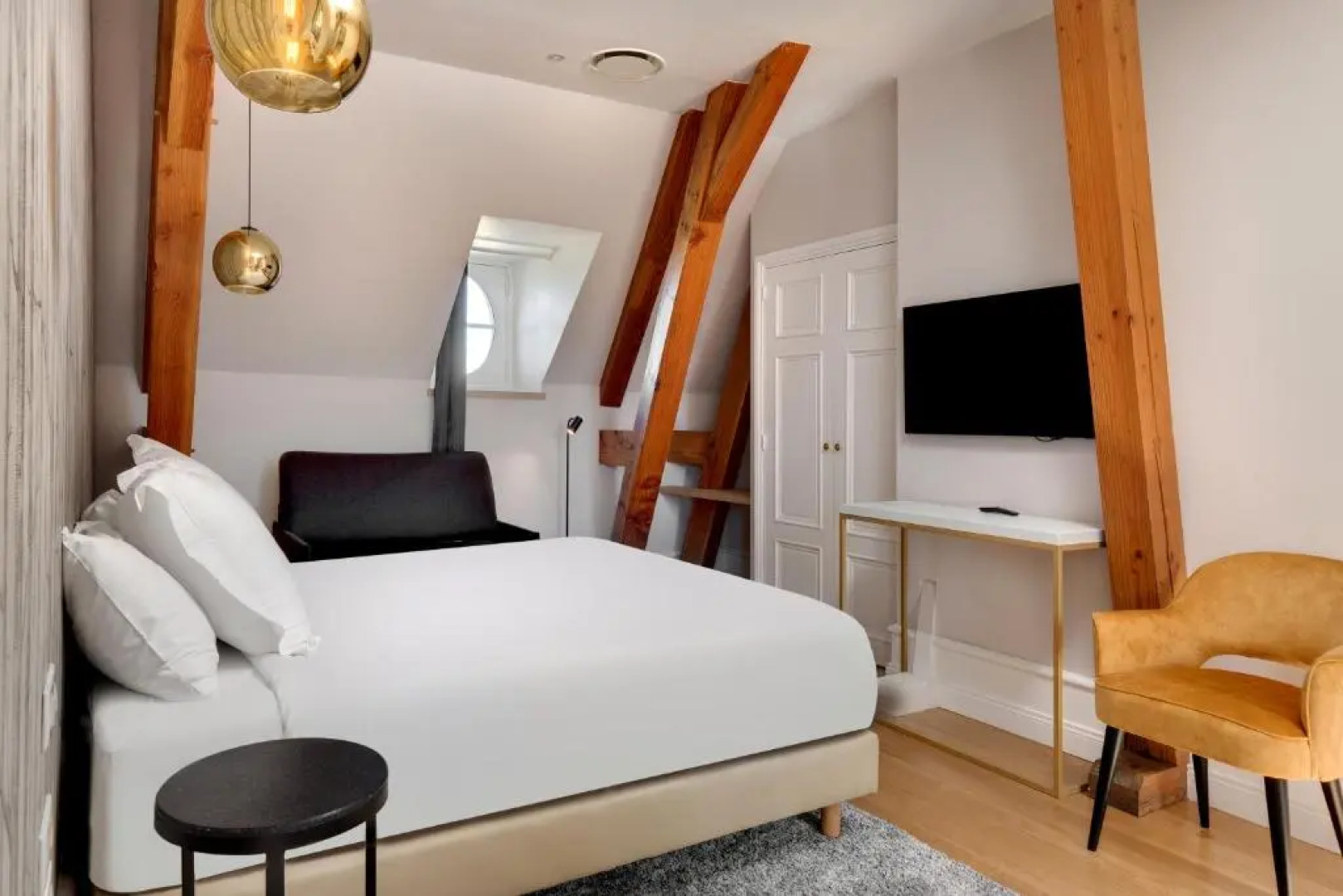 Alexandra Palace - La Maison Younan