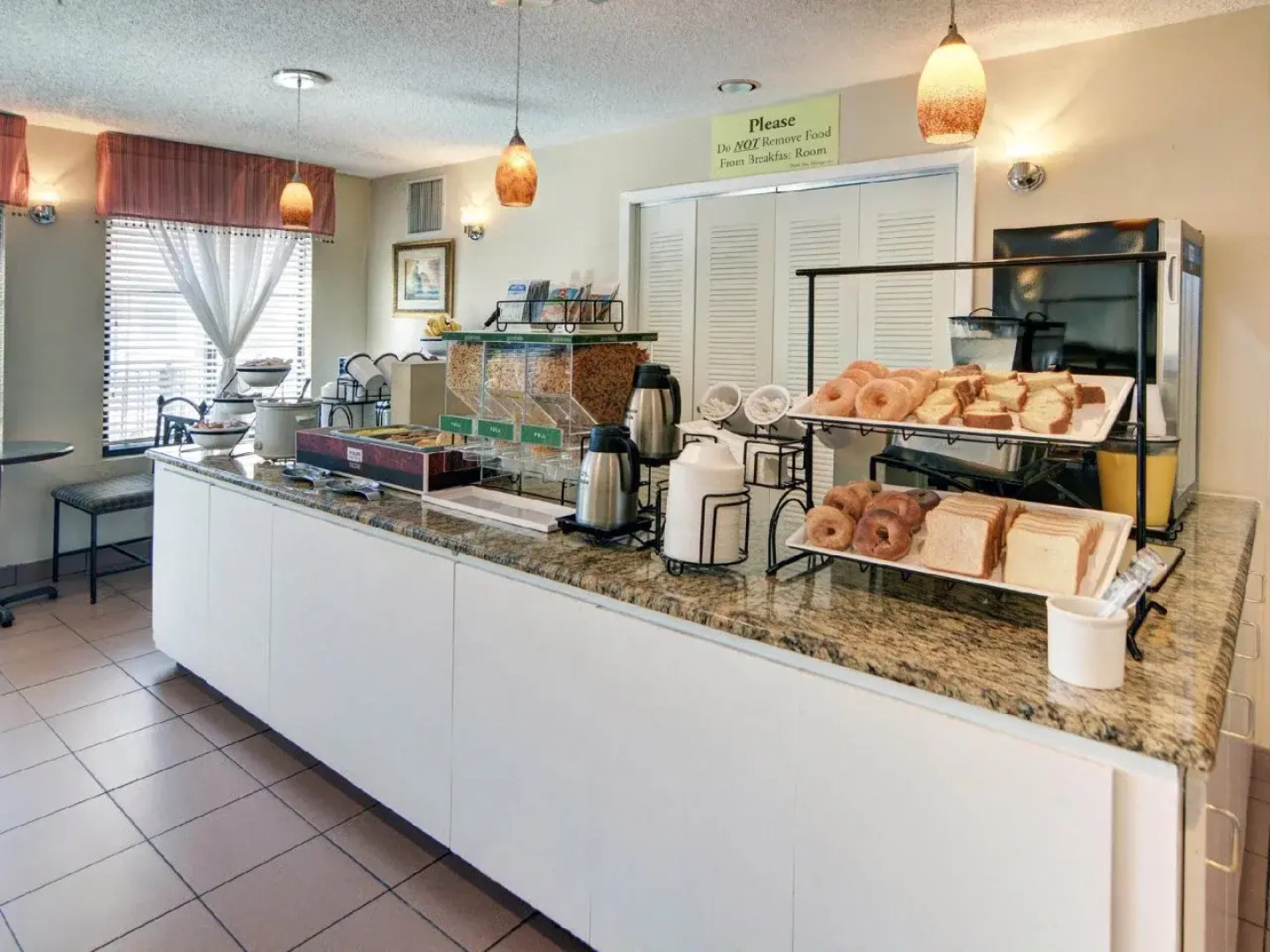 Quality Inn & Suites Irving DFW Airport South