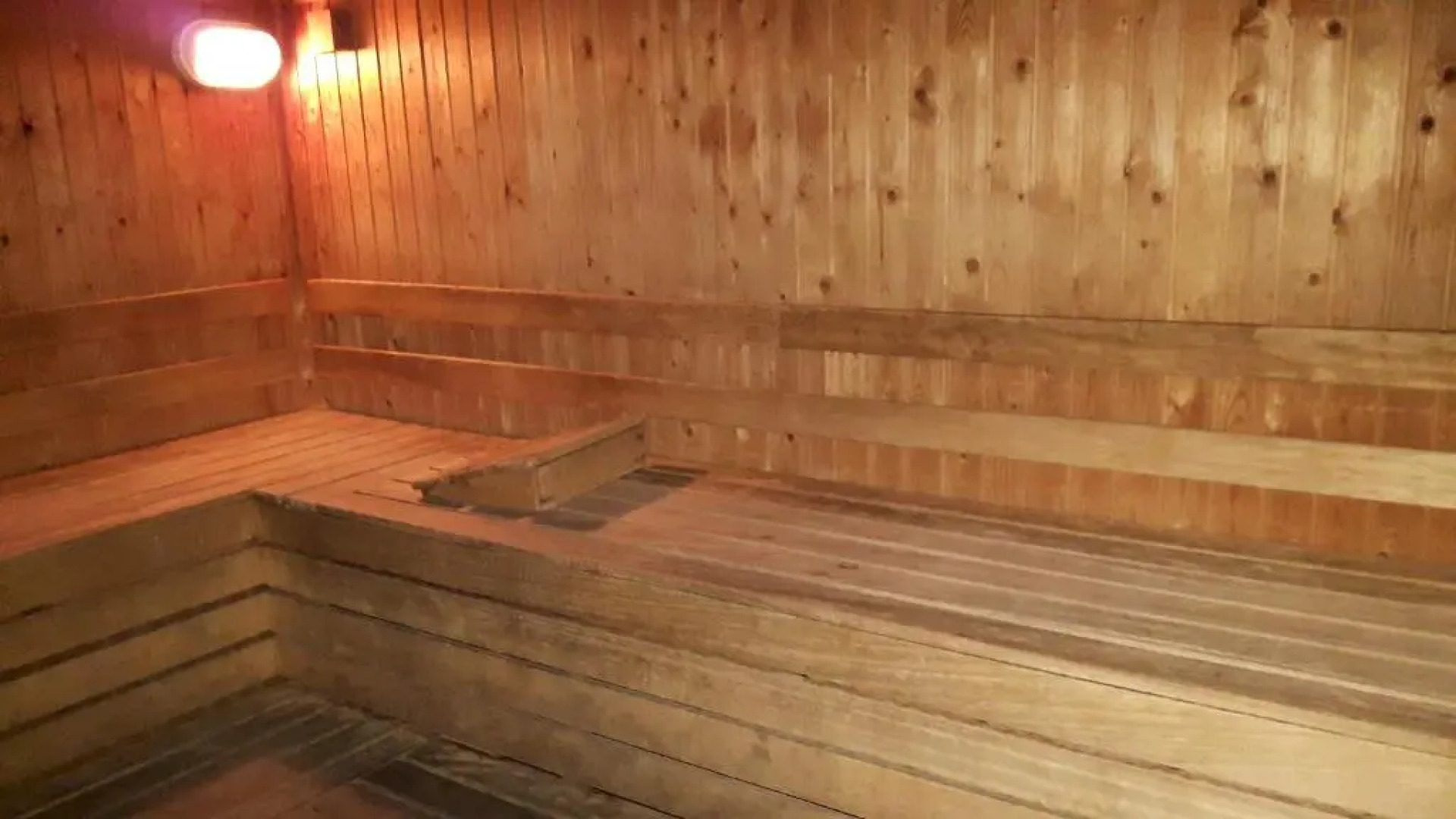 Colony Beach Apartment 705