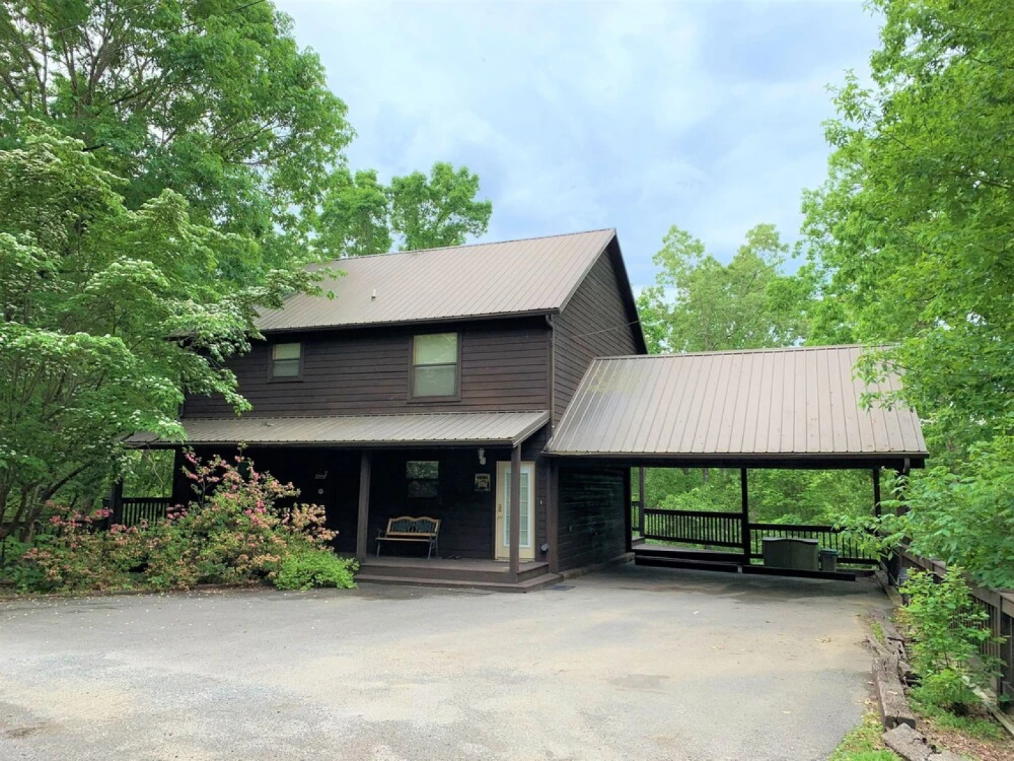 Bearly Visible - 2 Br Cabin