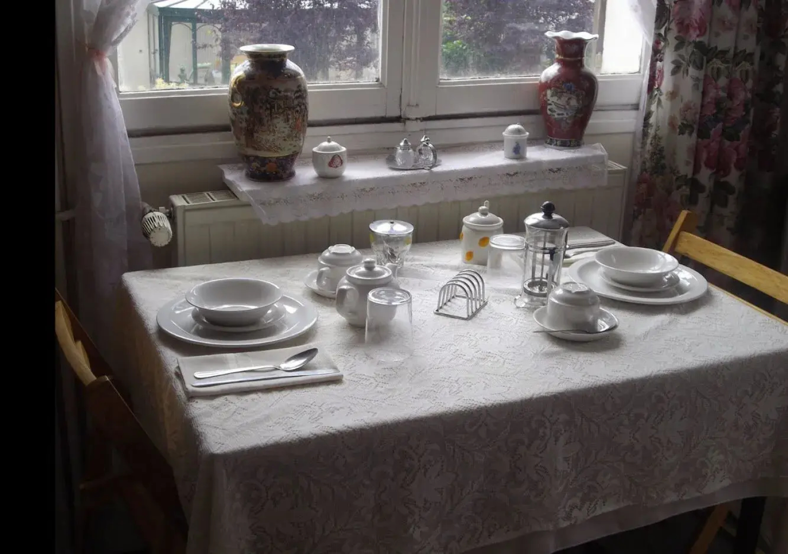 Lenard Charles Bed & Breakfast