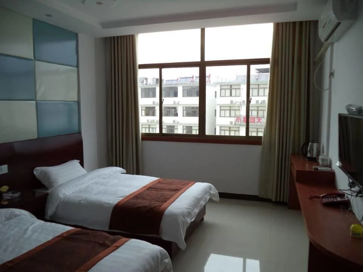 Jiuhuashan Xianyaju Hotel