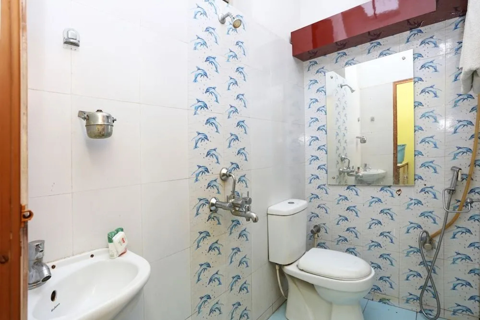 Jaydev Vihar By OYO Rooms