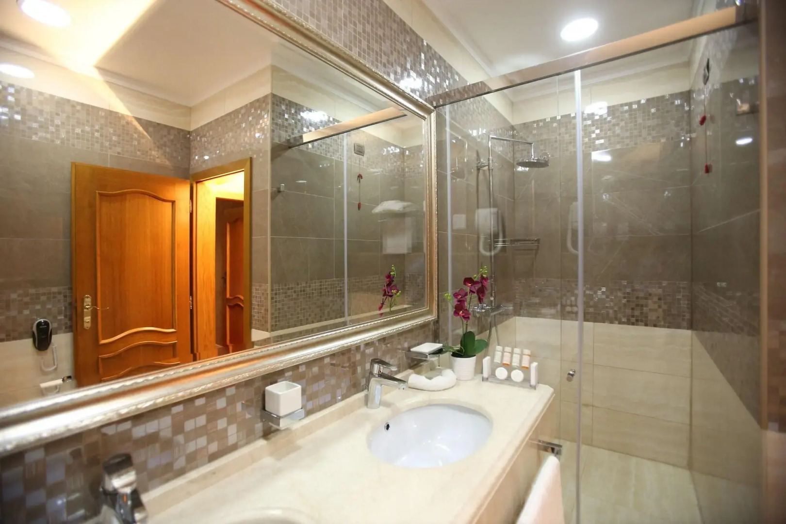 Grand Hotel & Spa Tirana