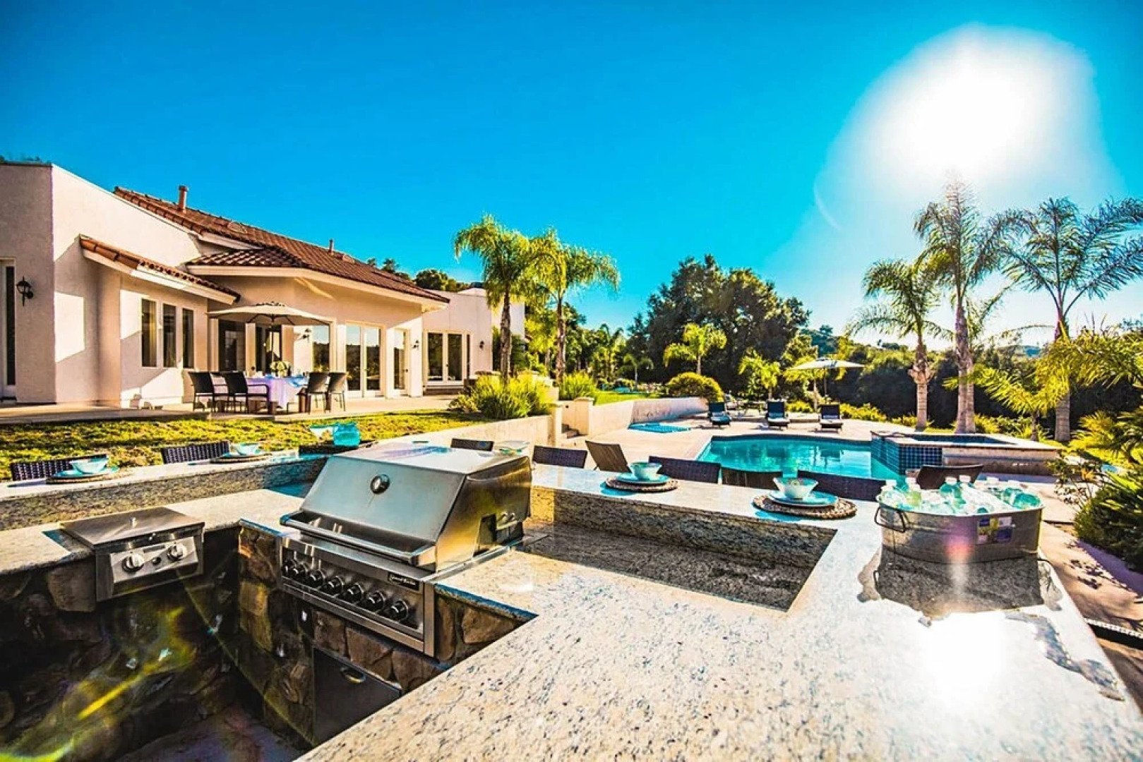 Via Santa Rosa - Grapevine