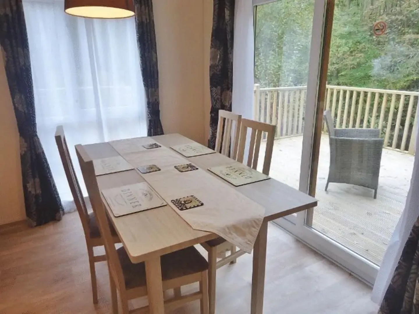 Dollar Lodge and Holiday Home Park