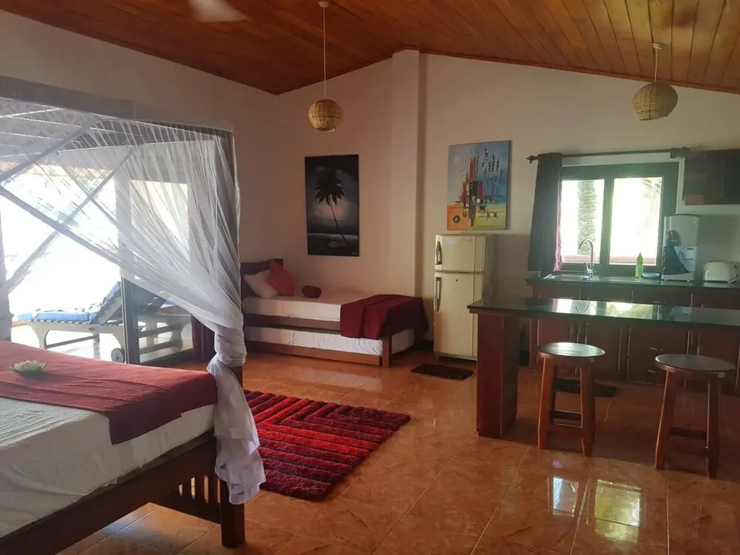 Tropical Beach House, Hikkaduwa