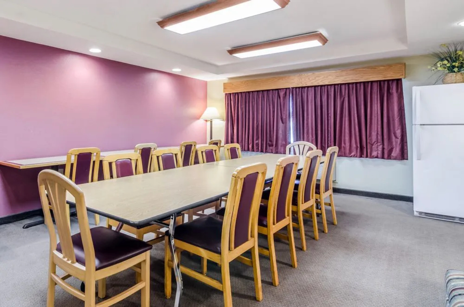 AmericInn Lodge & Suites Hesston