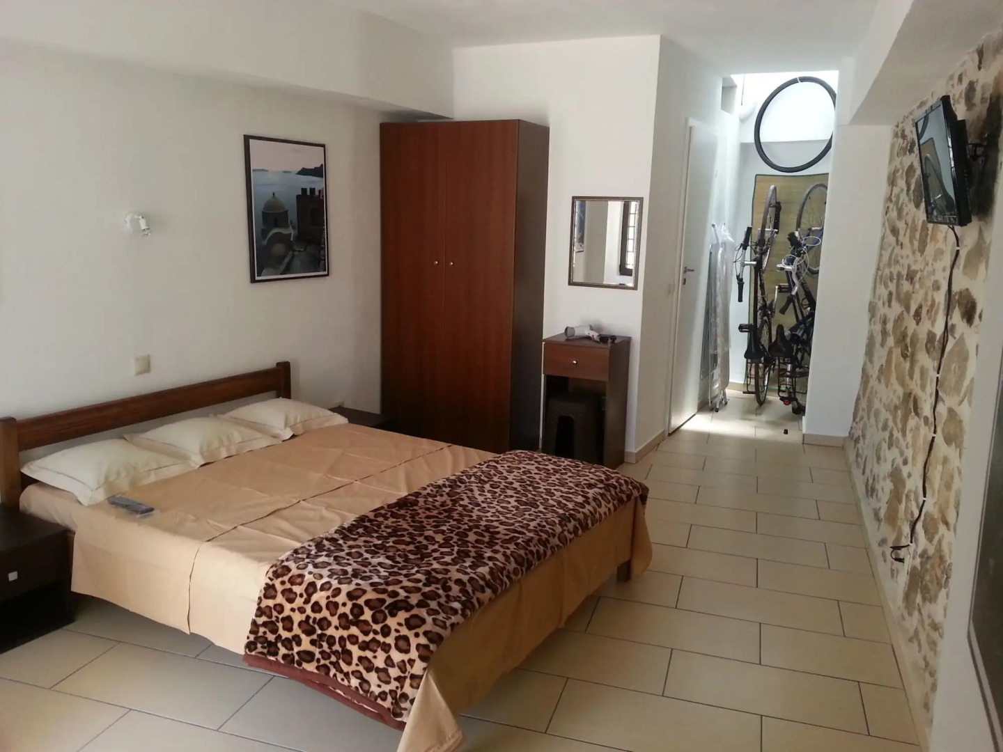 Vintage House Studio's Pitsidia Adults Only