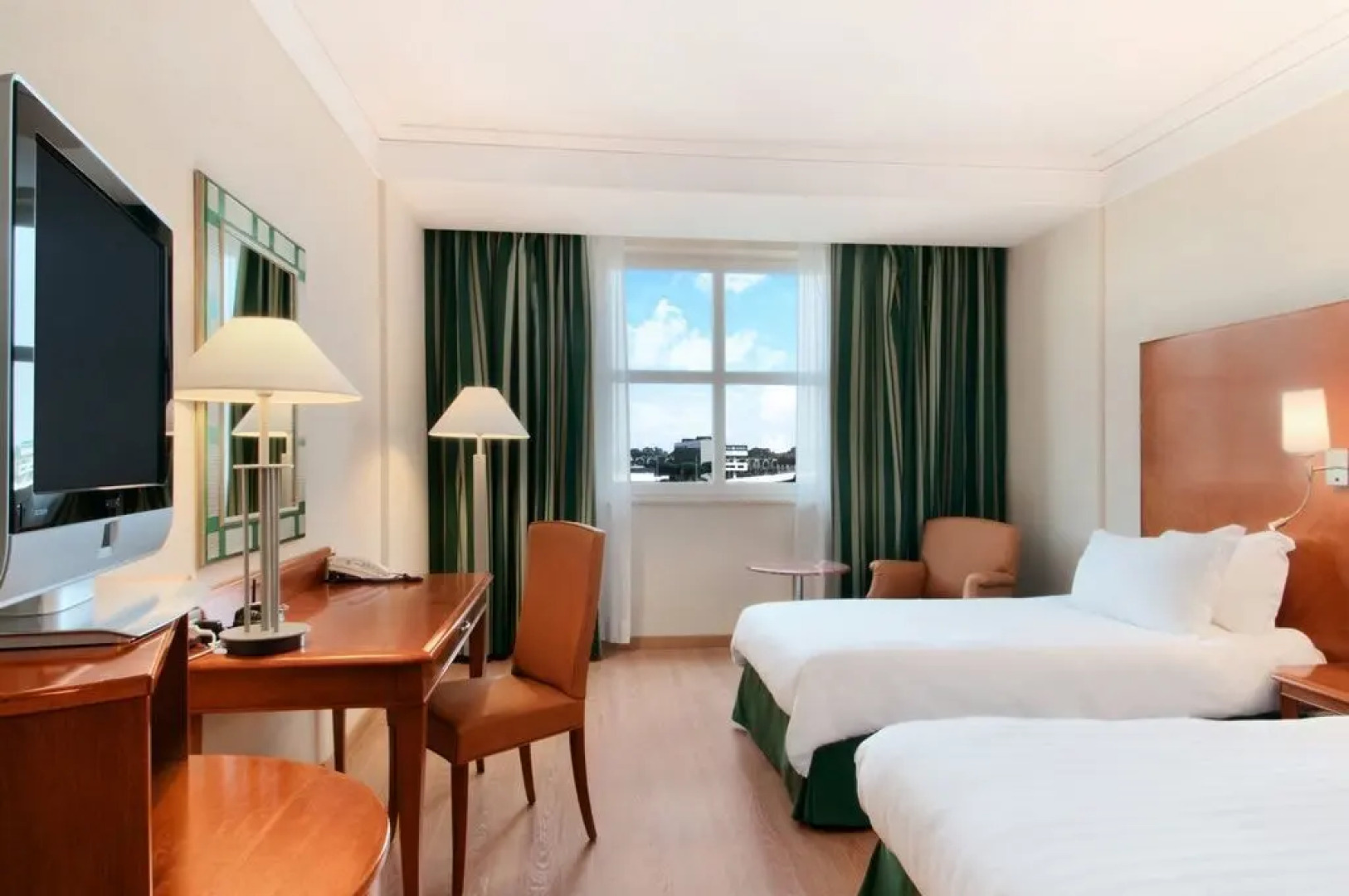 Отель Hilton Rome Airport