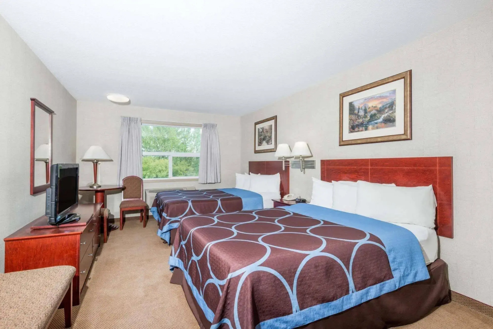 Park Hill Inn & Suites