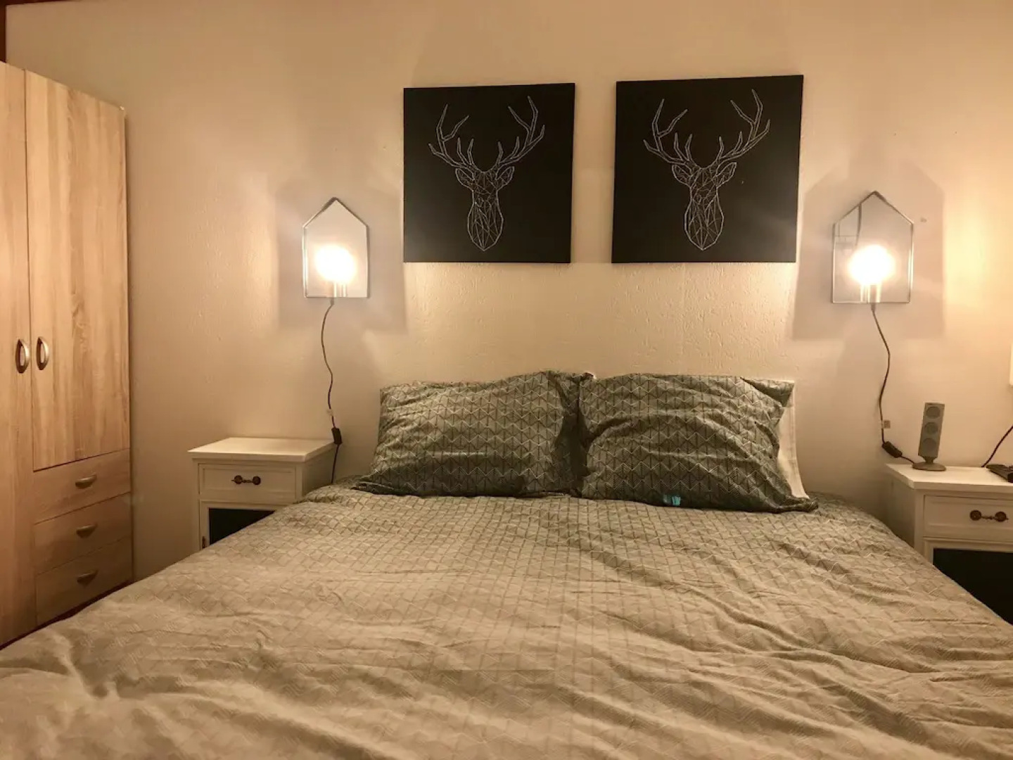 Modern chalet with oven, near the Wadden Sea
