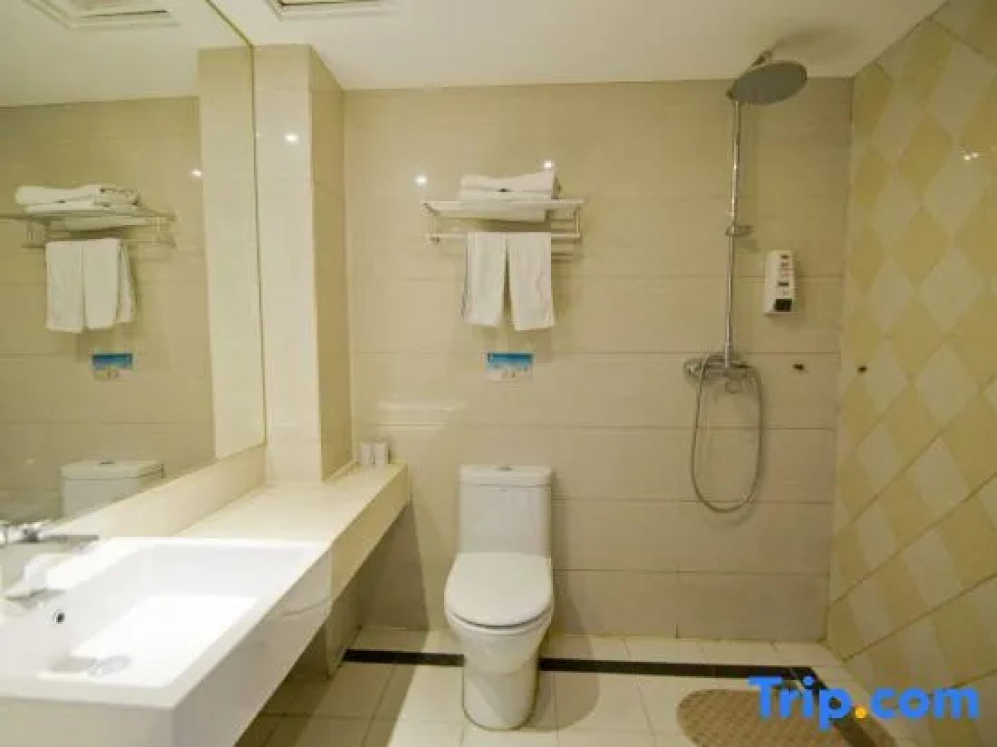 Chuxing Chain Hotel (Jingzhou Jinlong Road Ruijia)