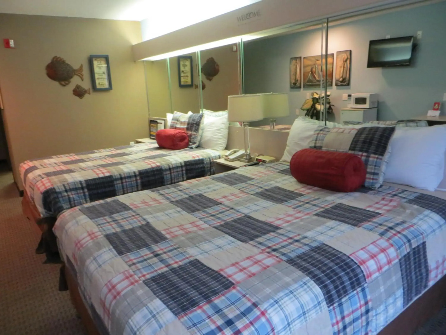 Patti's Inn & Suites