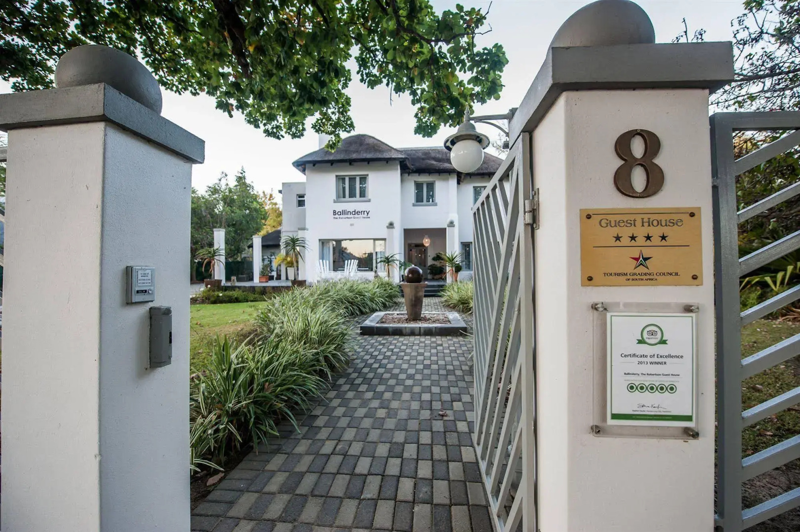 Ballinderry - The Robertson Guest House