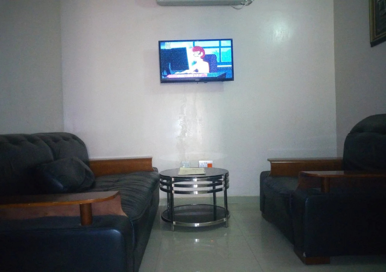 Bayse One Place Jericho