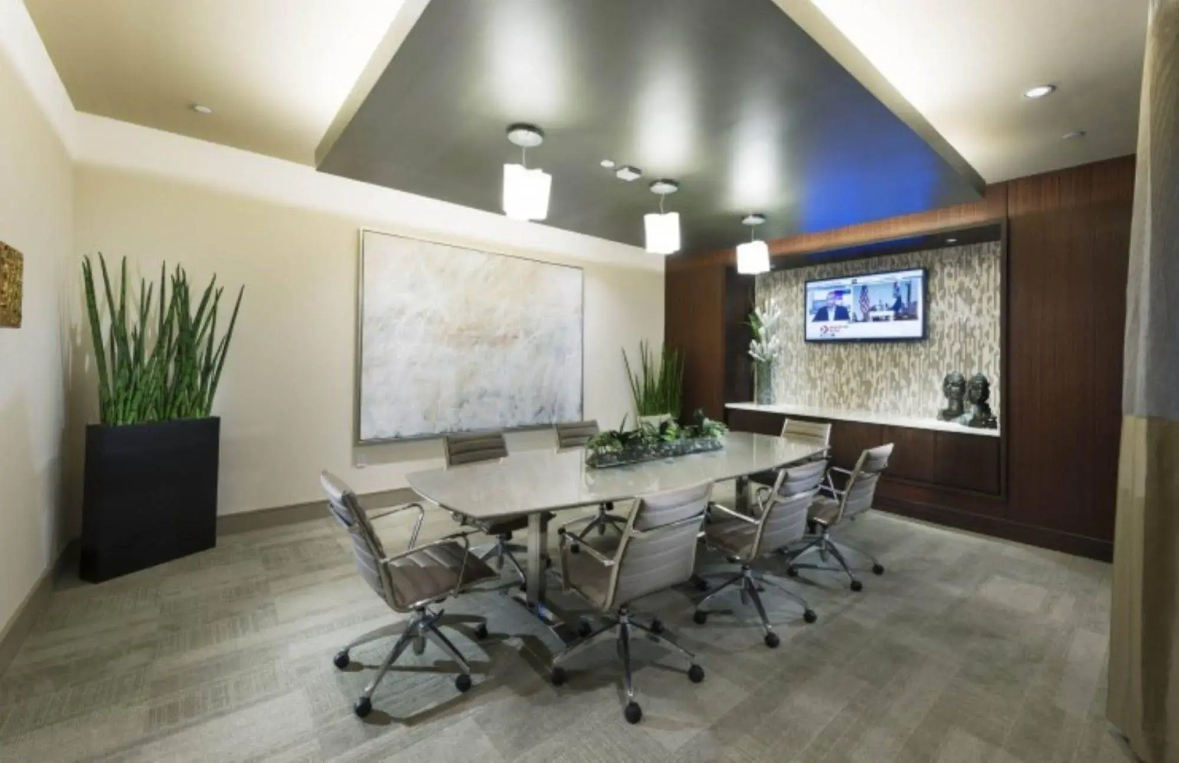 Global Luxury Suites at Cambridge Park