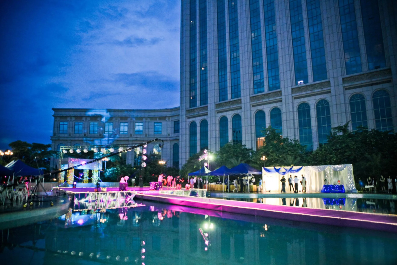 Jiangmen Gladden Hotel