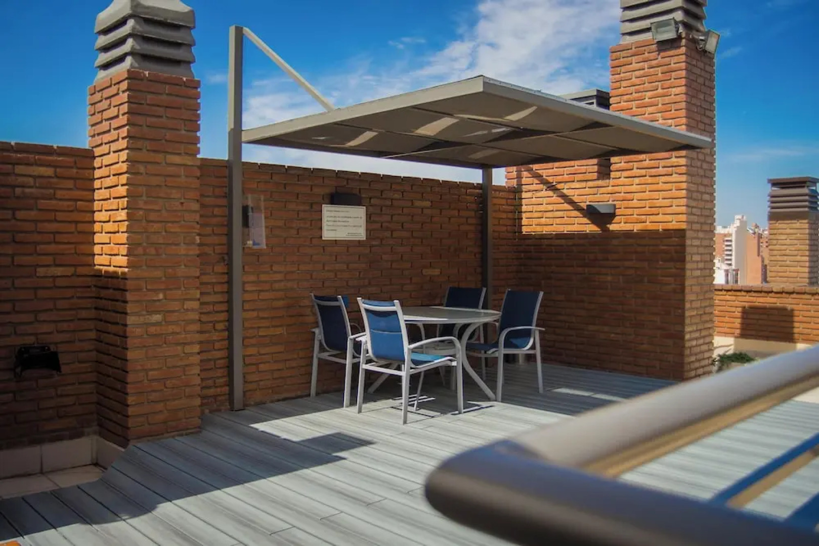 Kube Apartments Express