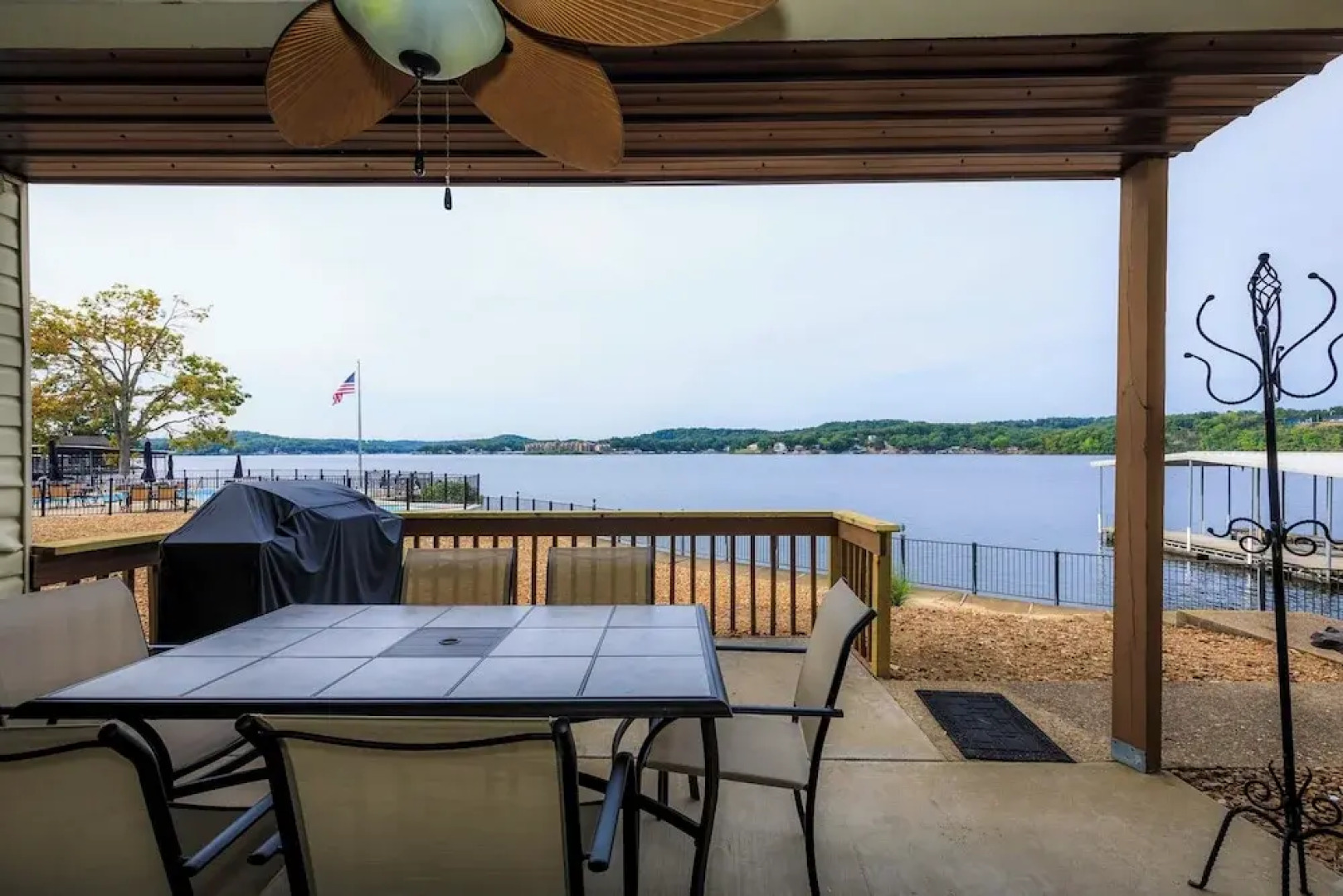 Pool Days & Water Fun Await: Lake Ozark Escape!