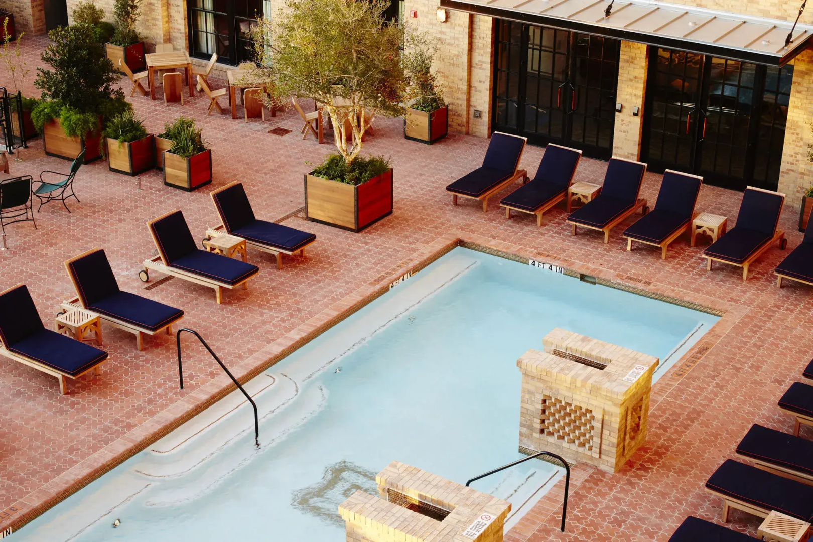 Hotel Emma at Pearl on the Riverwalk