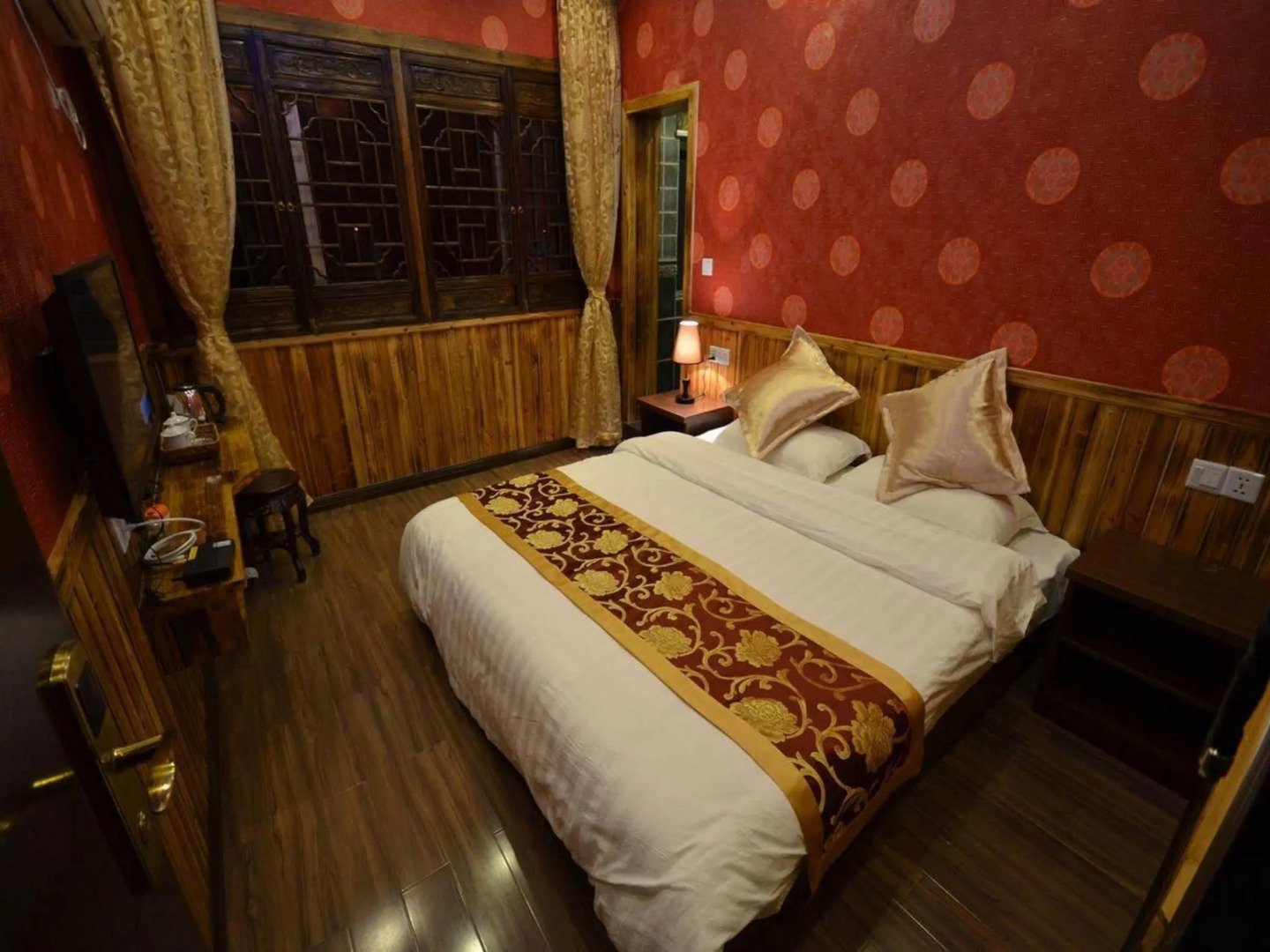 Wuzhen Jinhanghe Inn