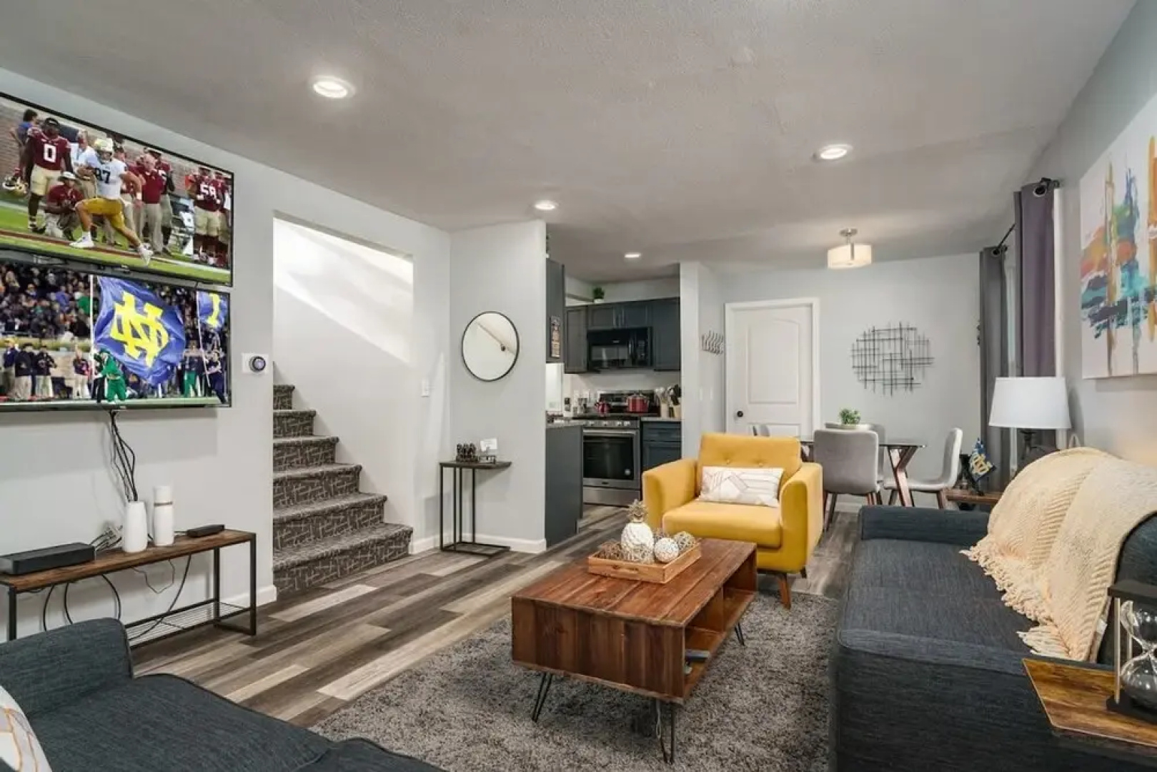 The Lucky Charm   Home of the Fighting Irish  BBQ  Games  3-Bedrooms