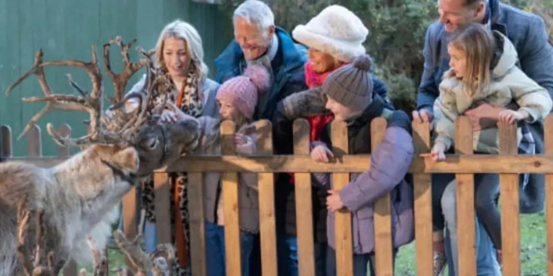 Cayton Pines Lodge at Cayton Bay Holiday Park