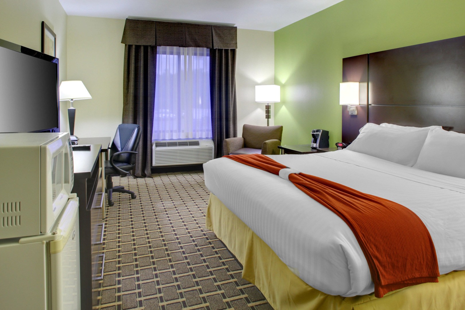 Holiday Inn Express Hotel & Suites Cross Lanes by IHG