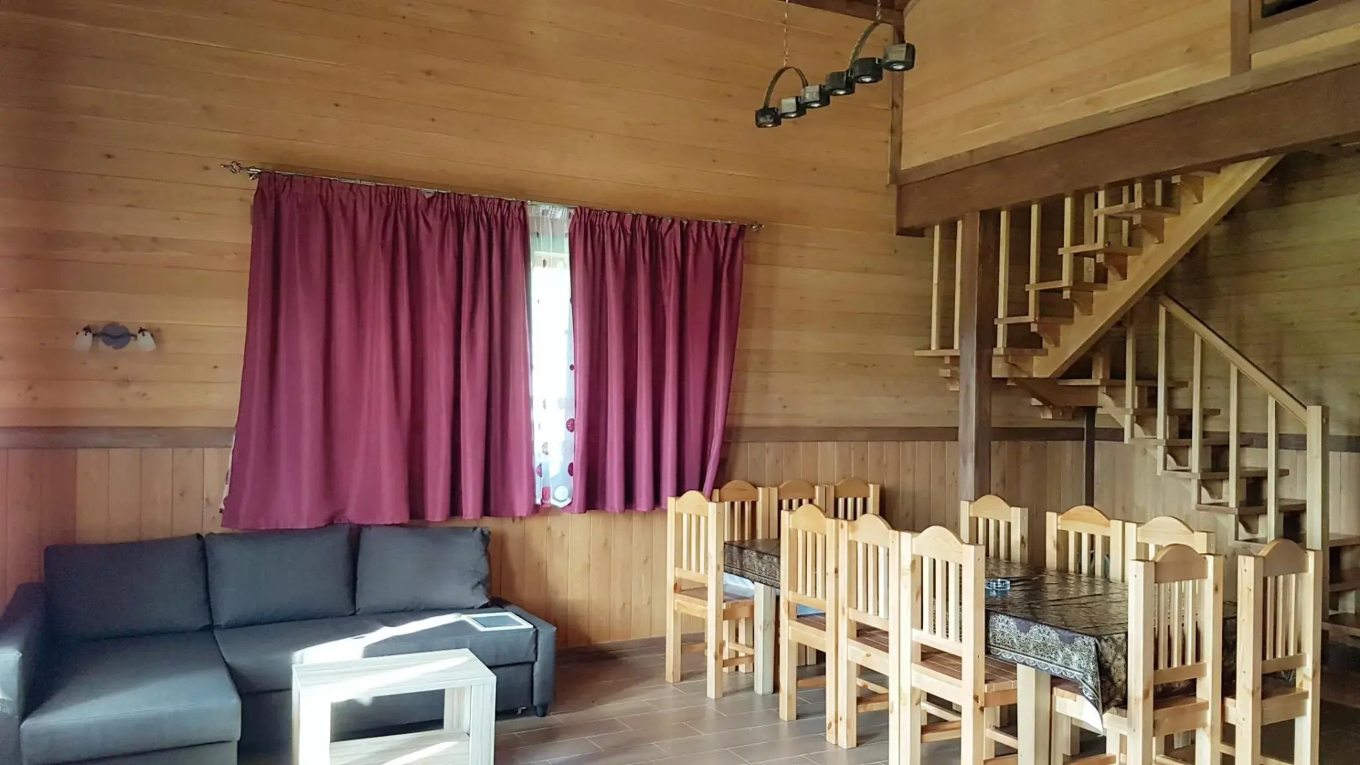 Коттедж Б4 на базе отдыха Новинки Парк