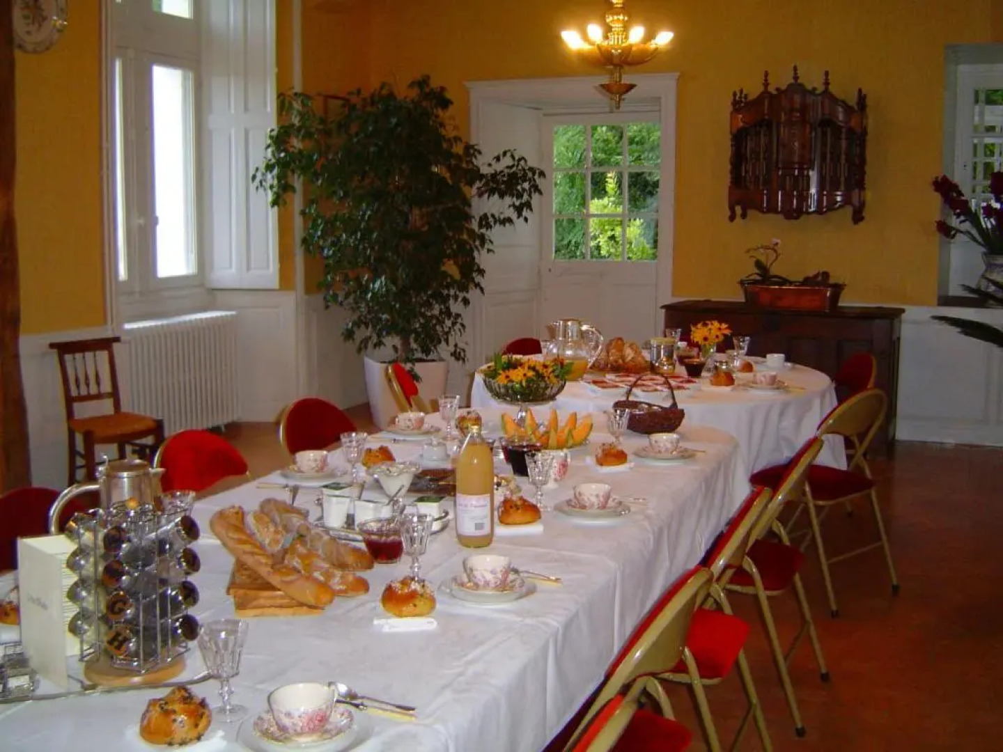 Chateau De Vaugrignon