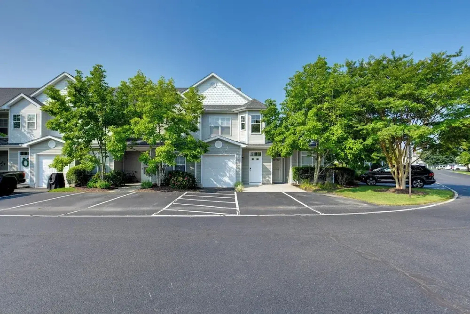 4 Mi to Beach: Lewes Townhome w/ Ping-pong Table