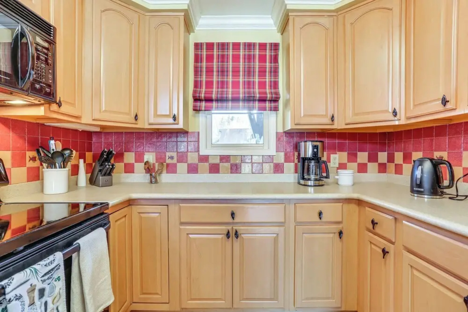 < 1 Mi to Mountain Creek Resort: Condo w/ Balcony