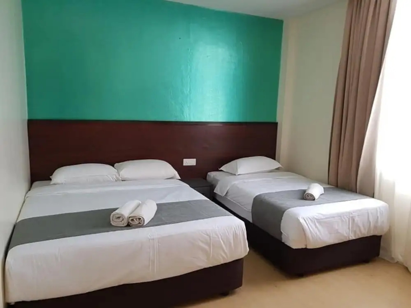 The Beautiful Marigold Hotel