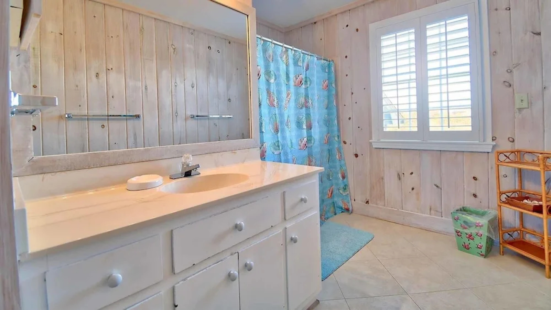 141 Sea Spray 4 Br Home by RedAwning