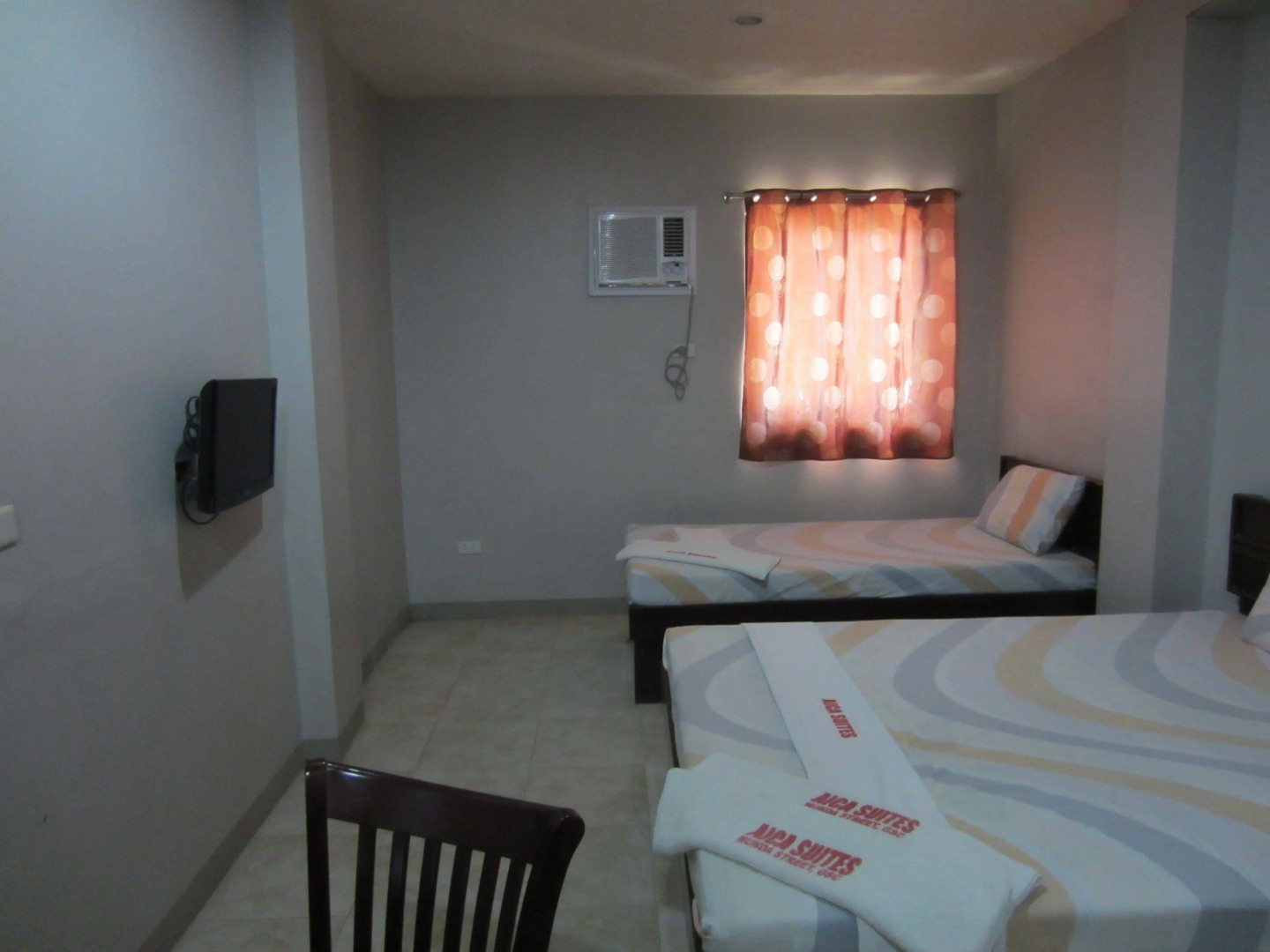 Aica Suites