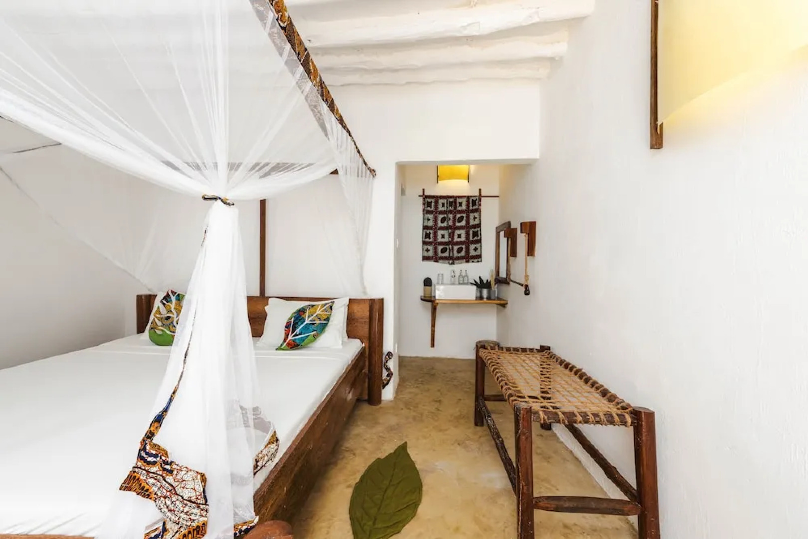 Shanuo Beach Bungalows