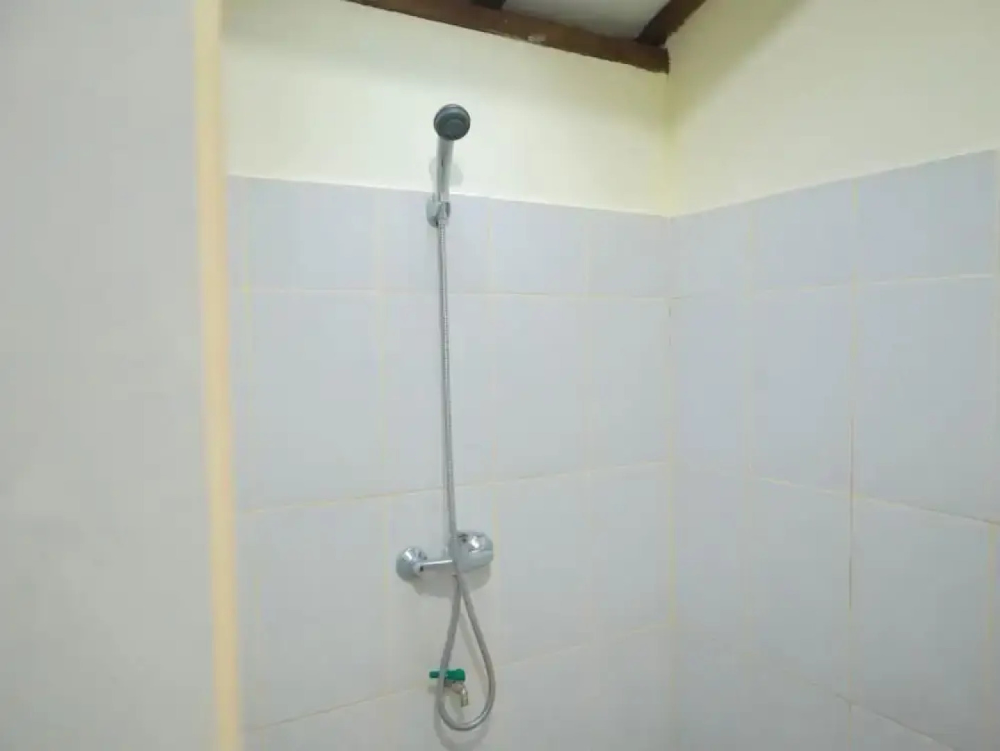 Green orry inn cafe & cottages