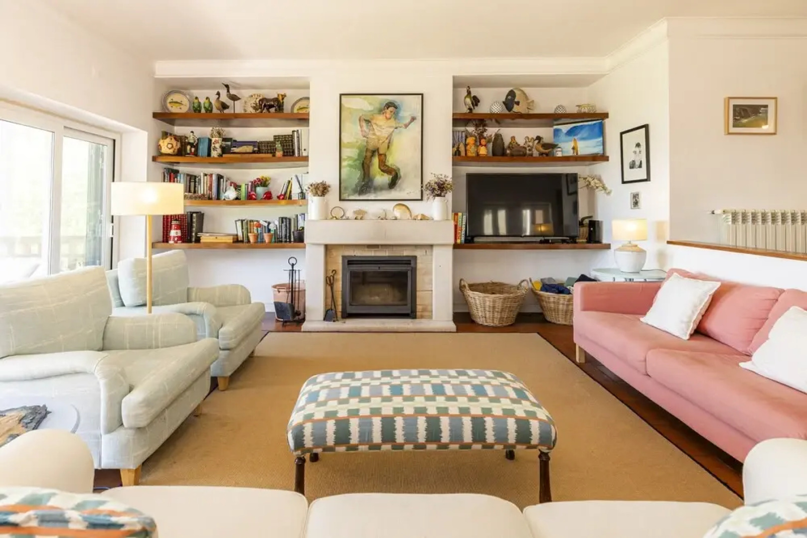 Coastal Charm Chalet by Cadenzalux