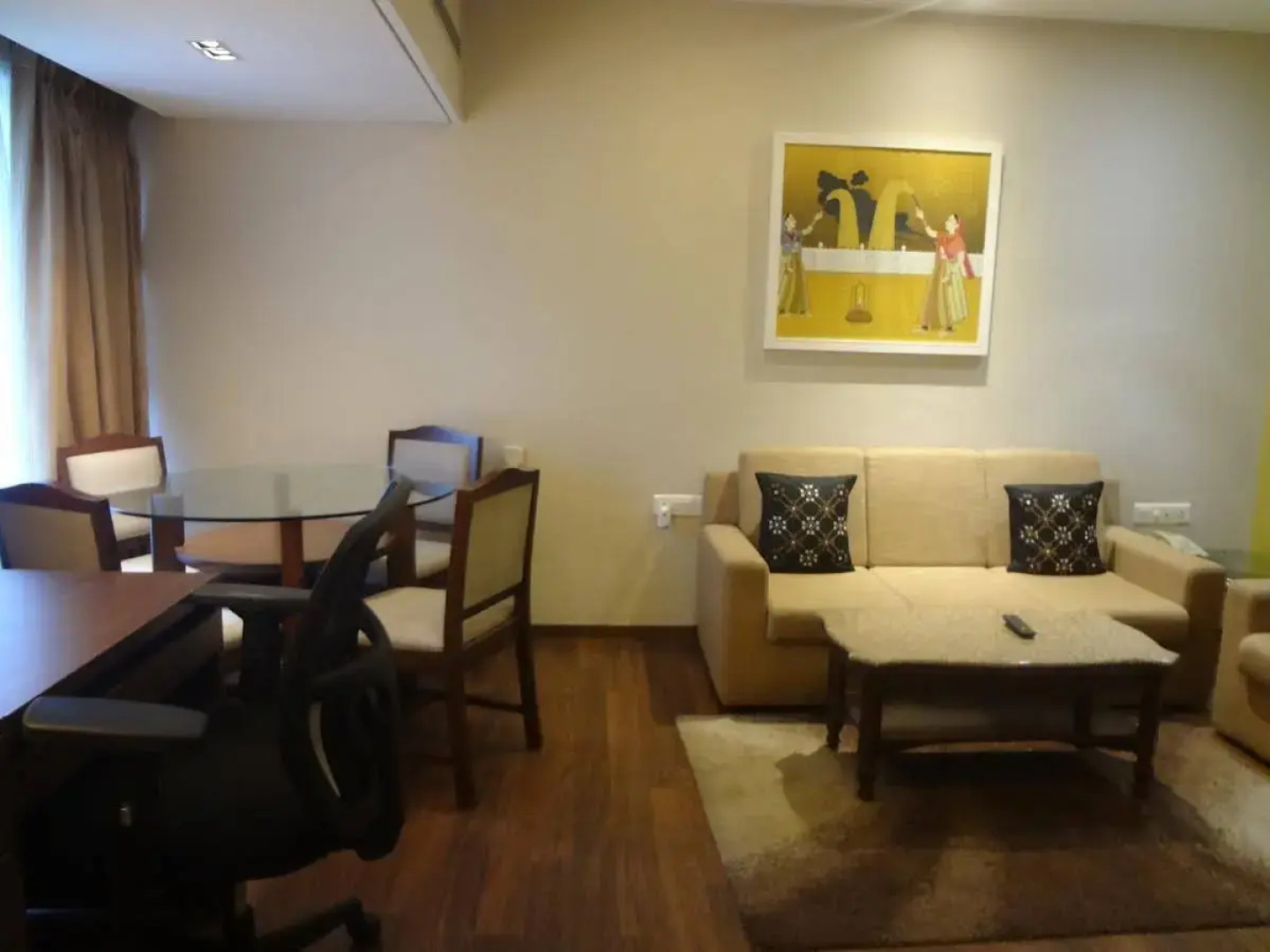 Grand Mercure Vadodara Surya Palace Hotel