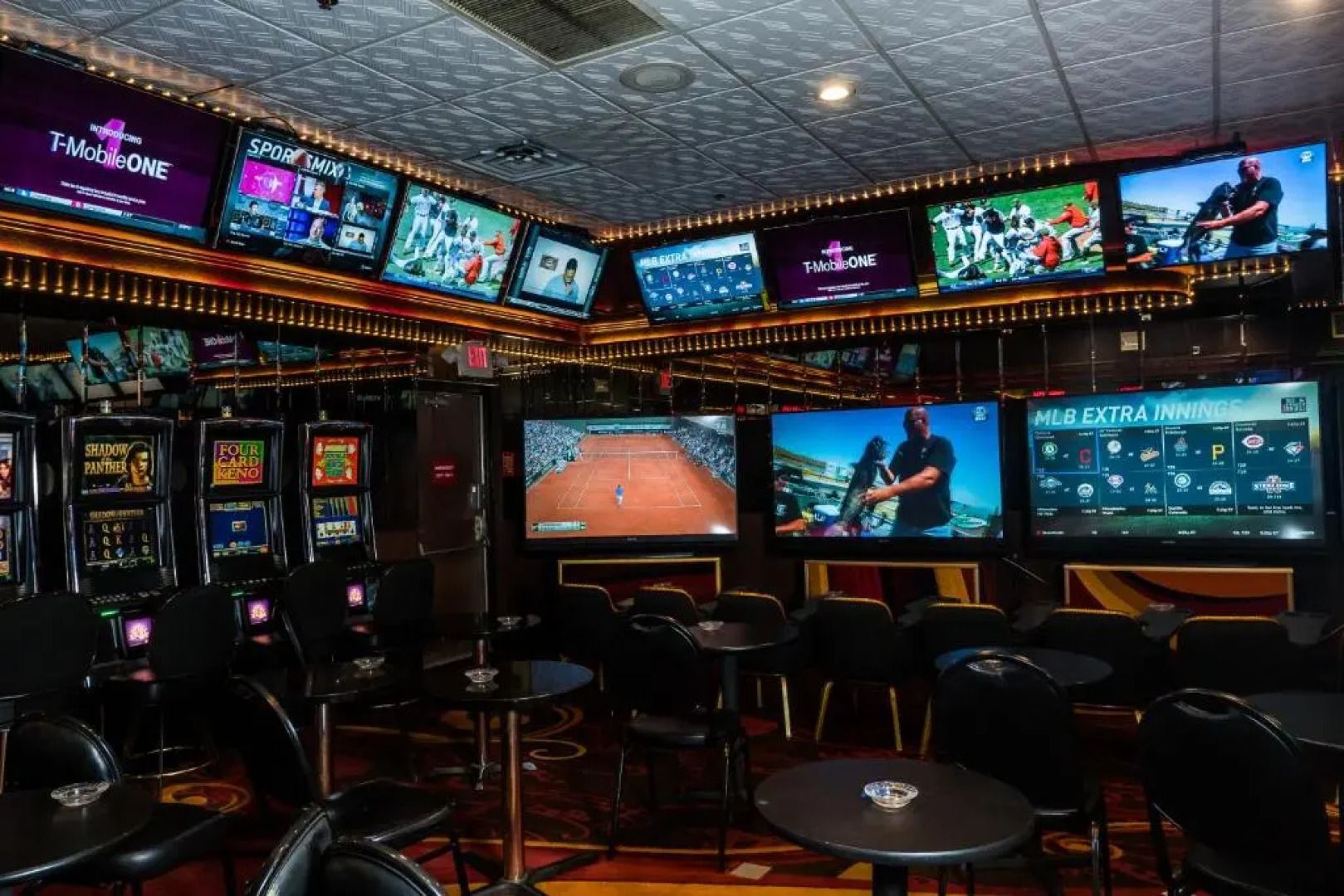 Skyline Hotel & Casino